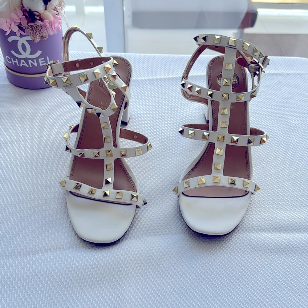 Exe sandals white leather gold spikes size 39